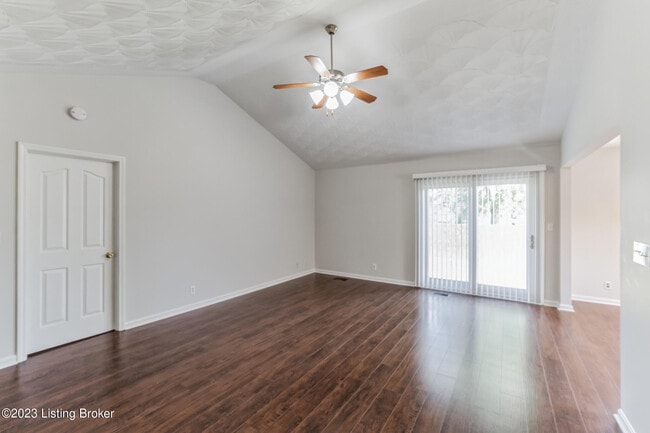 Building Photo - 674 Helm Ln