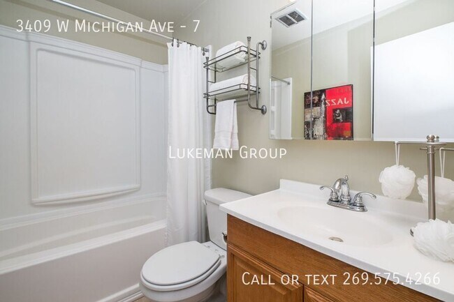 Building Photo - 3409 W Michigan Ave
