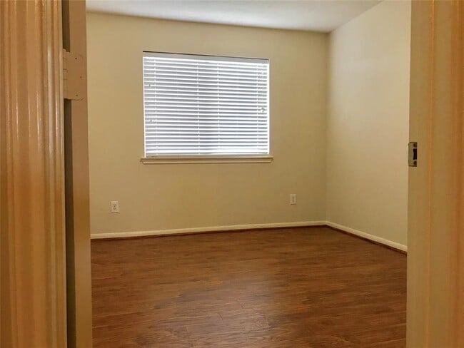 Building Photo - 12514 Jade Treasure Dr