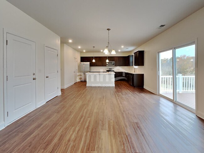 Building Photo - 2200 Brook Enclave Trail