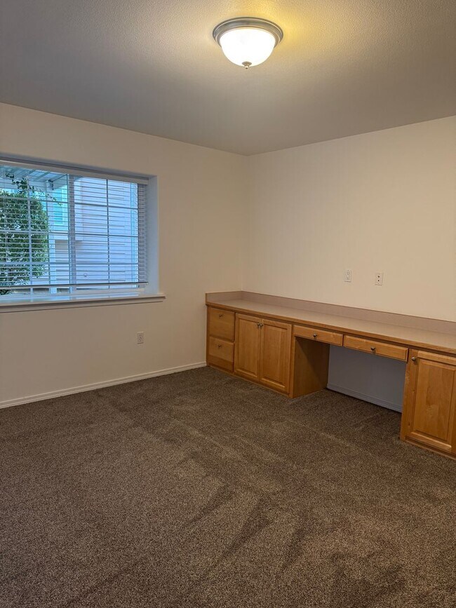 Building Photo - MHDuke2