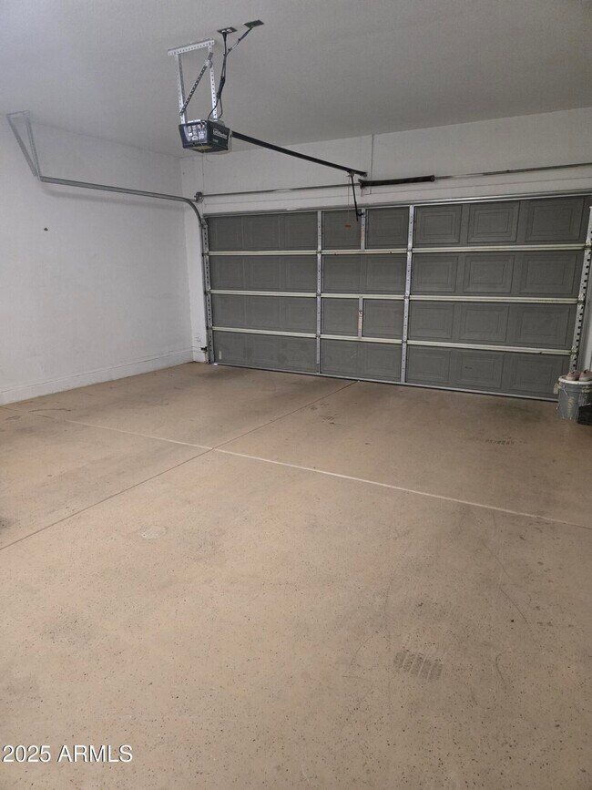 Building Photo - 11151 W Fillmore St