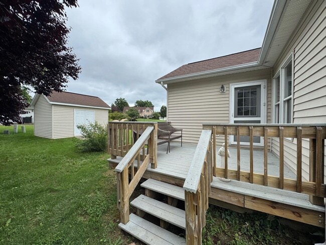 Building Photo - 10401 Whispering Pine Ln