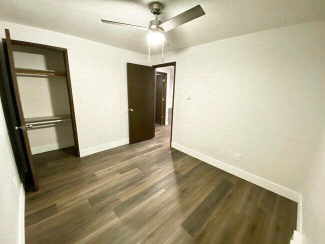 Building Photo - 3238 Lyon St SE