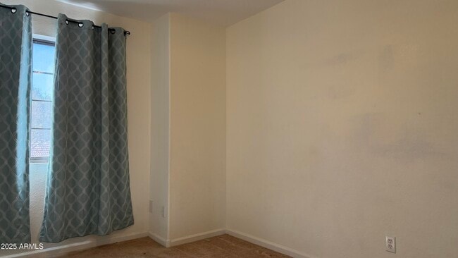 Building Photo - 4542 W Dublin St