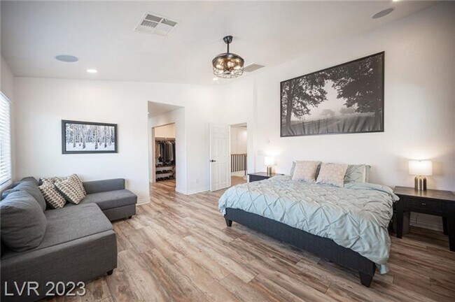 Building Photo - BEAUTIFUL 4 BEDROOM HOME!