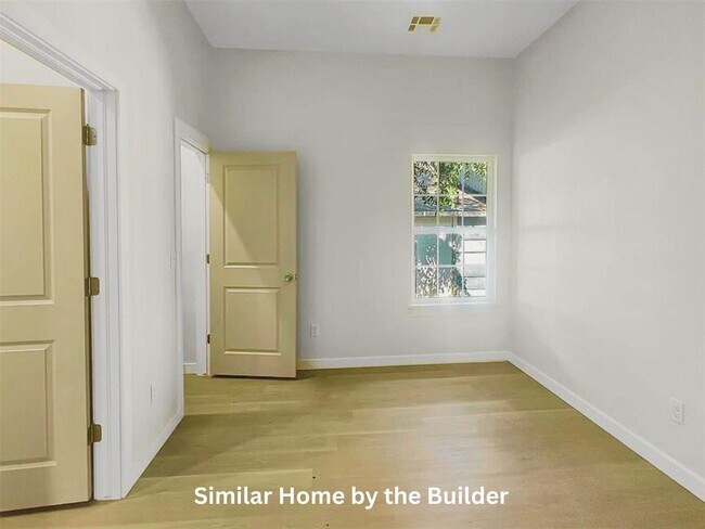 Building Photo - 2124 Charles Whitlow Ave