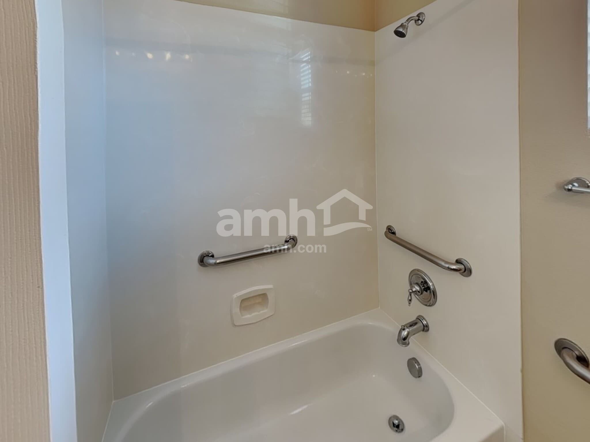 Building Photo - 627 Blue Snow River Ct