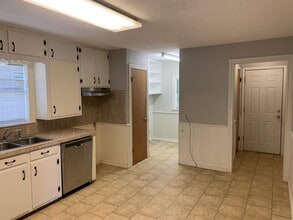 Building Photo - 1292 Farm to Market Rd 557