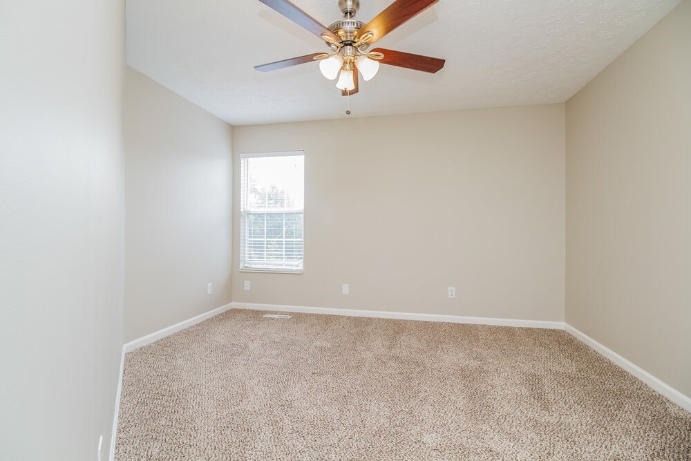 Building Photo - 207 Fairfield Dr