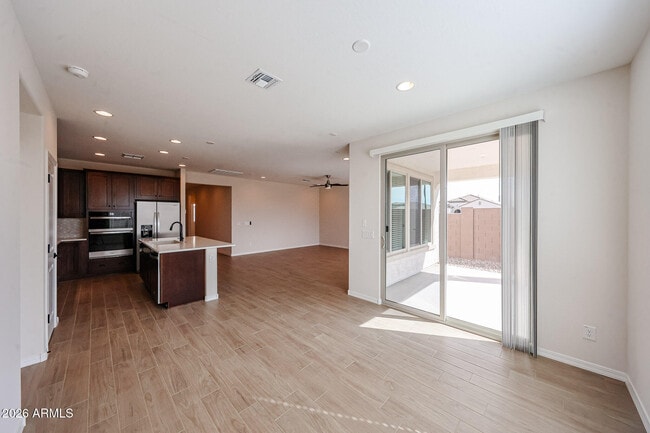 Building Photo - 25465 N 172nd Dr