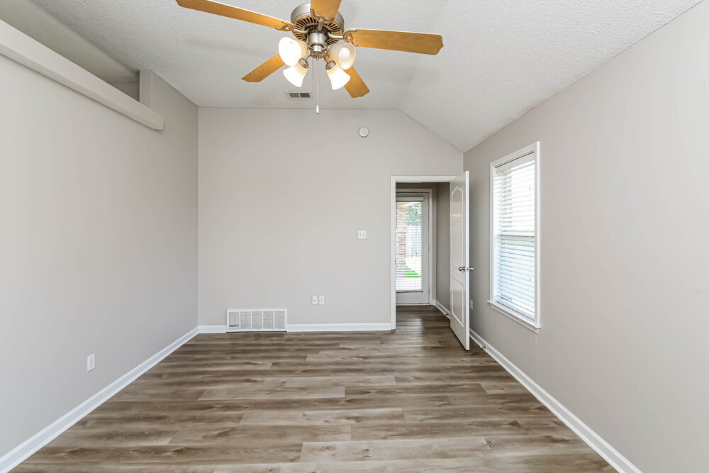 Building Photo - 4187 Destin Dr