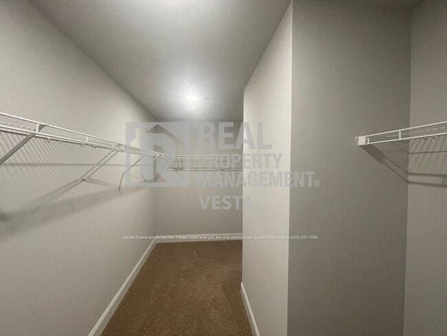 Building Photo - 514 Southern Oaks Dr