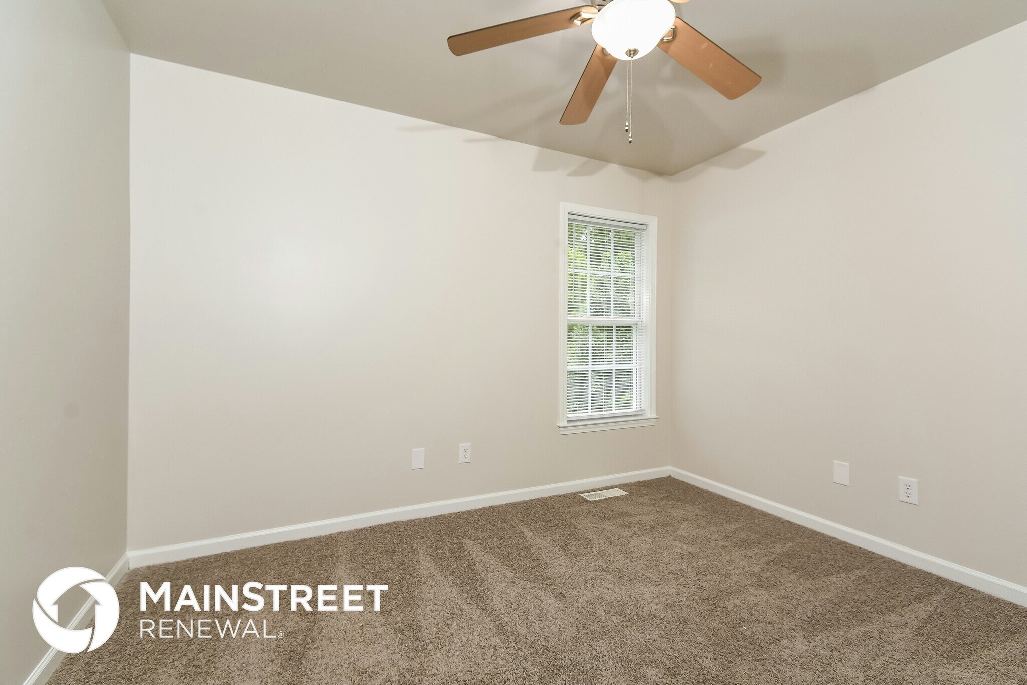 Building Photo - 5934 Bluestem Cir