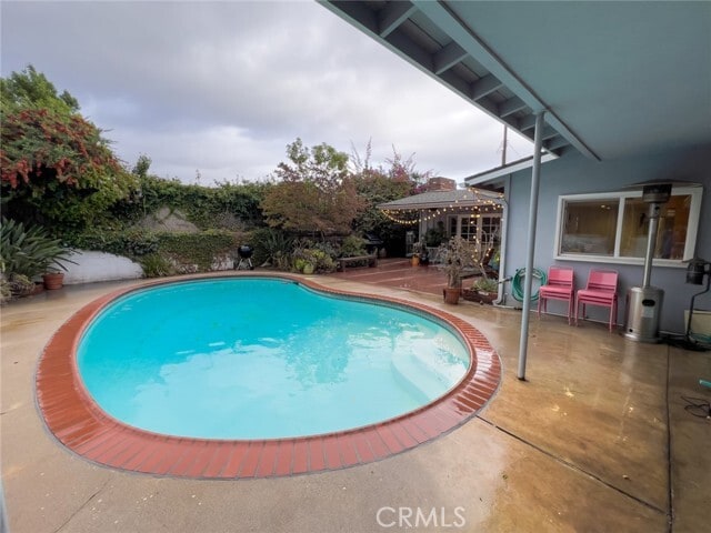 Building Photo - 462 Crestvale Dr