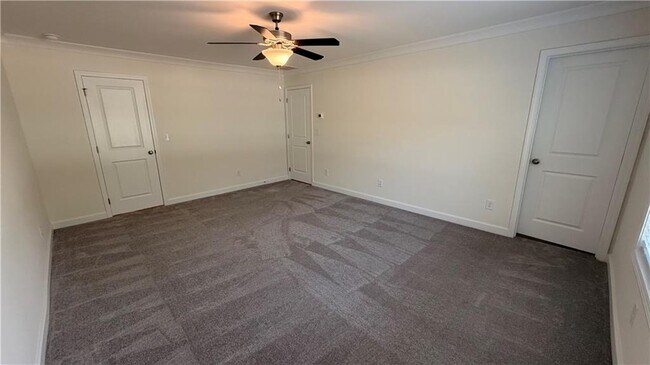 Building Photo - 903 Agate Ln