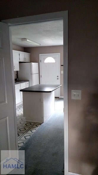 Building Photo - 129 Rolland St