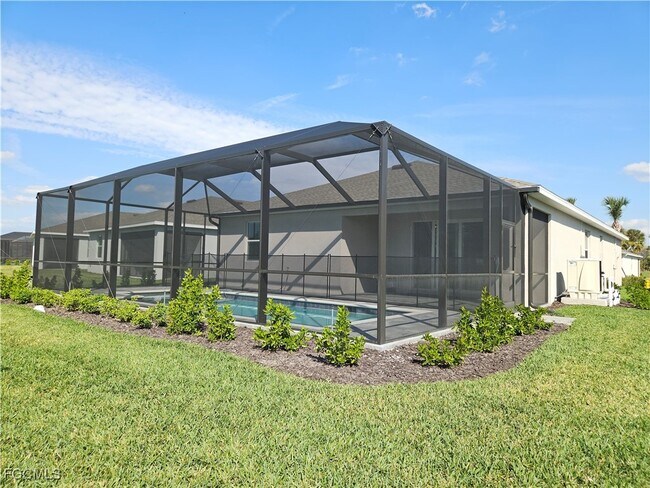 Building Photo - 20459 Copperhead Dr