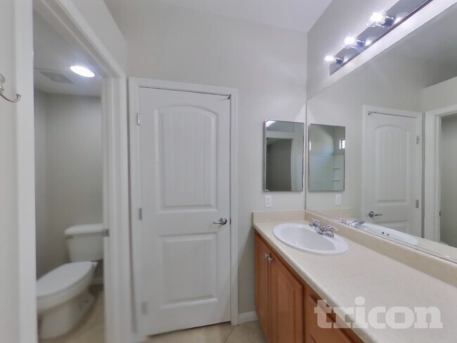 Building Photo - 2204 Turtle Beach Ave