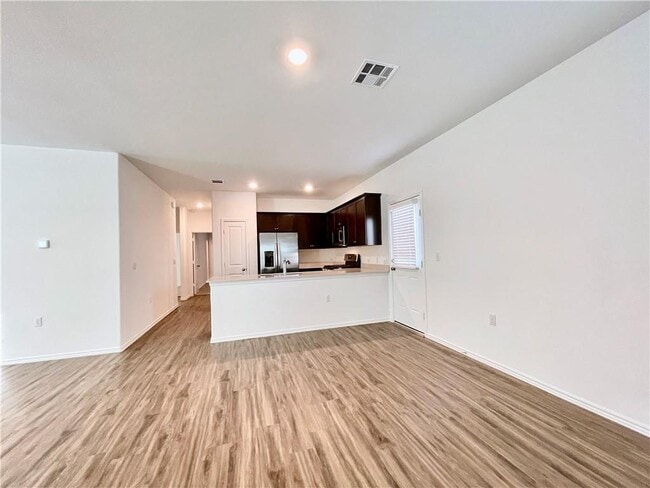 Building Photo - 2408 Nightview Dr