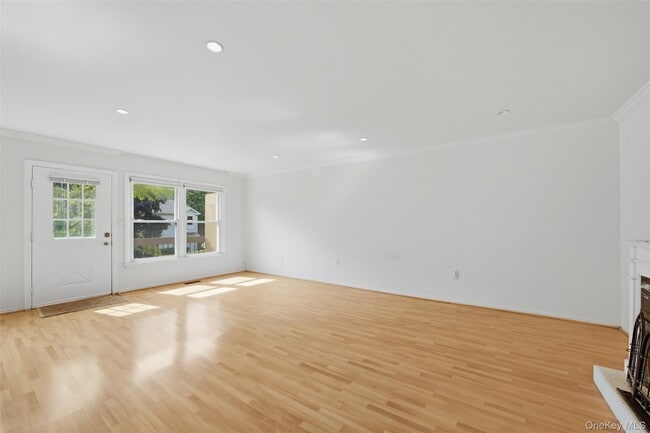 Building Photo - 149 Fenimore Rd