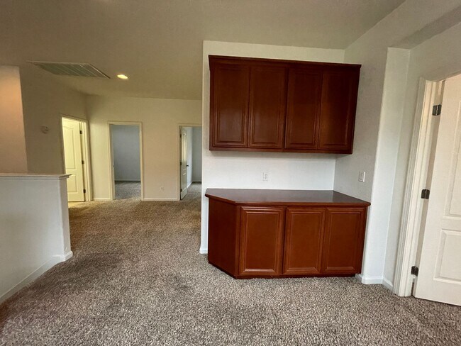 Building Photo - 1513 Sturm Dr