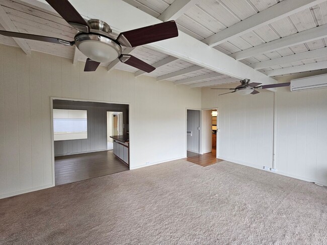 Building Photo - Spacious 3-Bedroom / 2-Bathroom Single-Family Home with Stunning Views – AVAILABLE NOW!