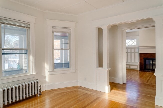 Building Photo - 31 Firglade Ave