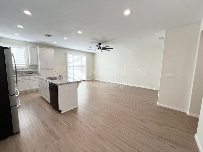 Building Photo - 614 Andrea Dr