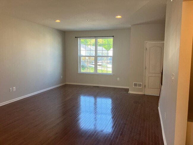 Building Photo - 1006 Windlass Glen Rd