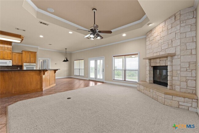 Building Photo - 336 Skyline Dr