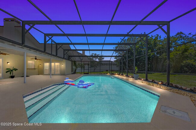 Building Photo - 3070 Rio Plumosa N