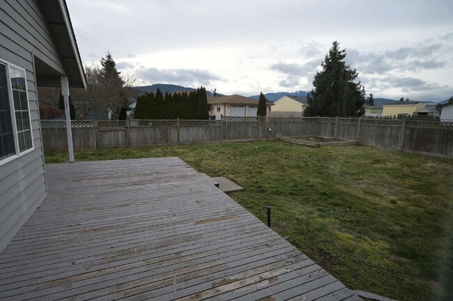 Building Photo - 3 bed 2 bath near Carrie Blake Park, in Sequim