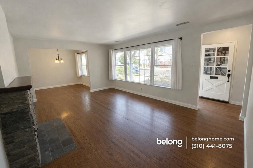 Building Photo - 13574 Ottoman St