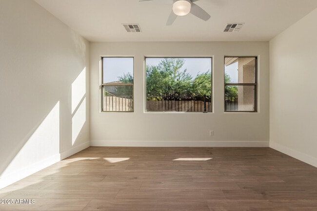 Building Photo - 40809 N Raleigh Ct