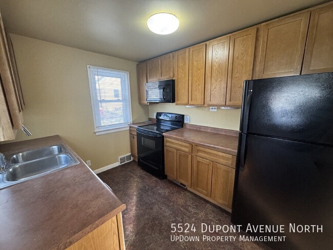 Building Photo - 5524 Dupont Ave N