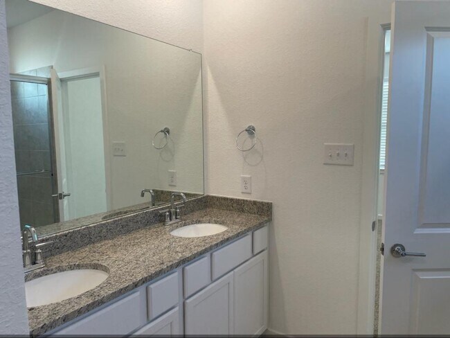Building Photo - 7210 Cedar Hbr Ct