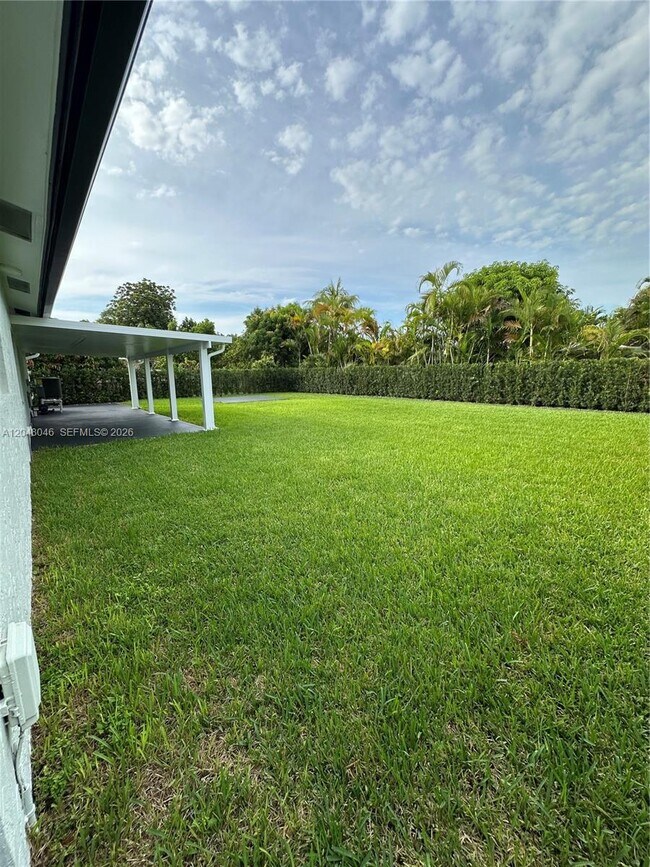 Building Photo - 10790 SW 66th Dr