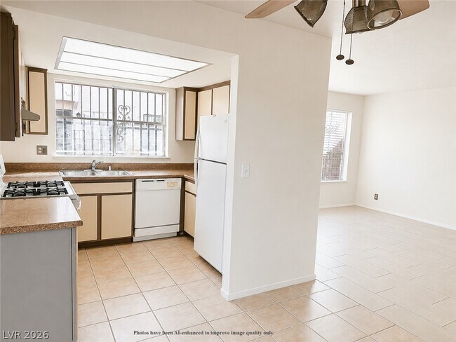 Building Photo - 4338 Caliente St