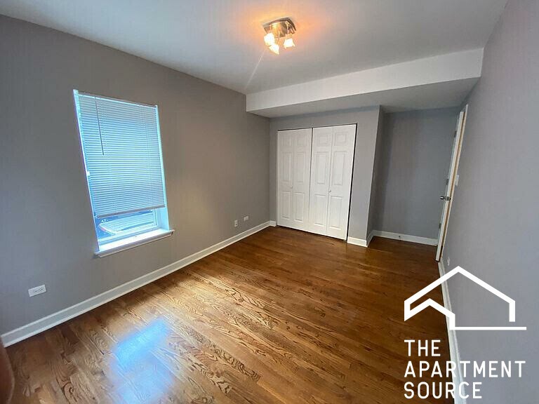 Building Photo - 6504 N Washtenaw Ave