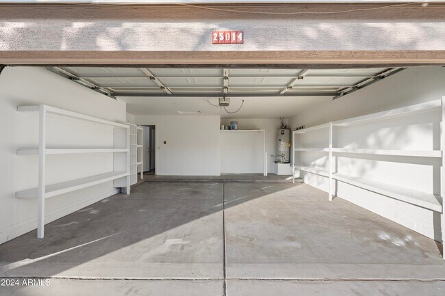 Building Photo - 25014 N 68th Ave