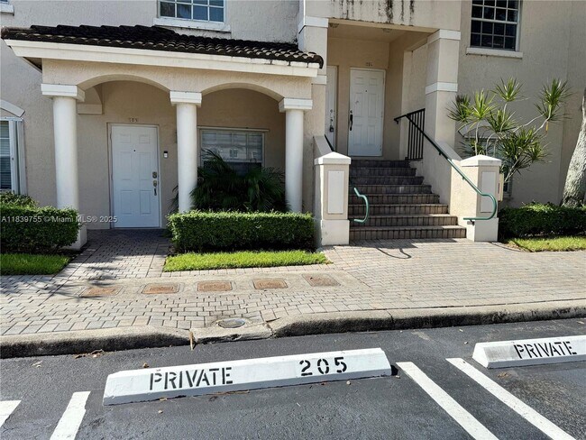 Building Photo - 5670 NW 116th Ave