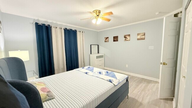 Building Photo - 124 Bonita Dr