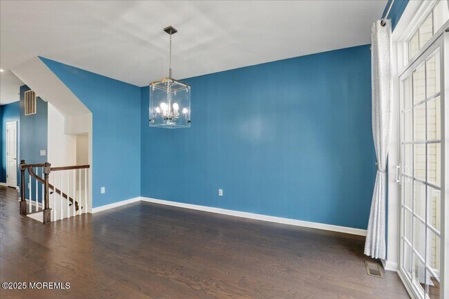 Building Photo - 107 Celebration Blvd