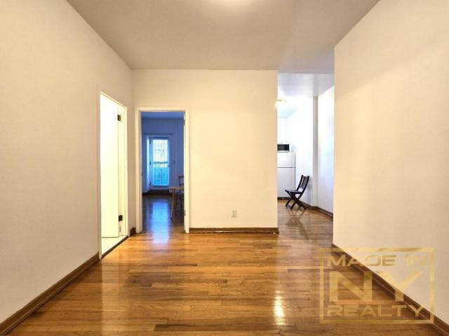 Building Photo - 2 bedroom in ASTORIA NY 11106