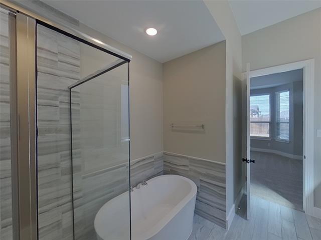 Building Photo - 1008 Faringdon Dr