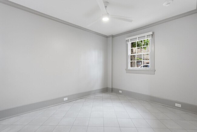 Building Photo - 124 E Mc Donough St