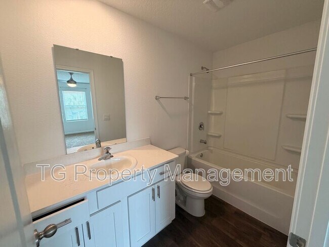 Building Photo - 9257 Stony Brk Rd