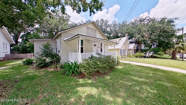 Building Photo - 1844 Thacker Ave