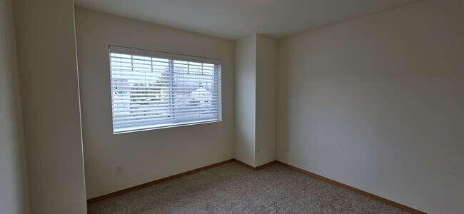 Building Photo - 2313 116th St SW